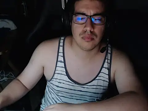 thealfawolf01 online show from January 18, 7:43 am