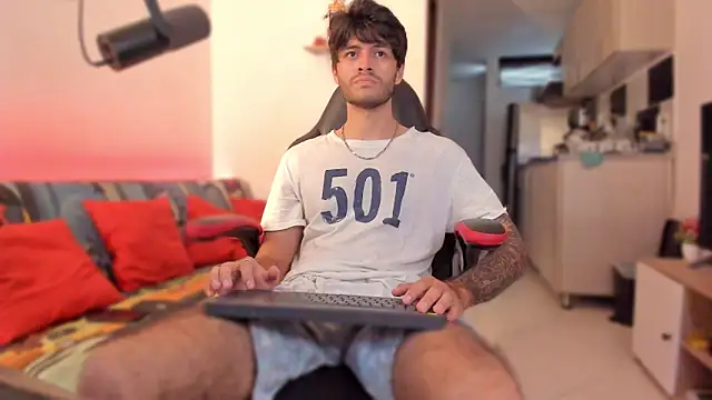 justin stark7 online show from November 24, 8:10 pm