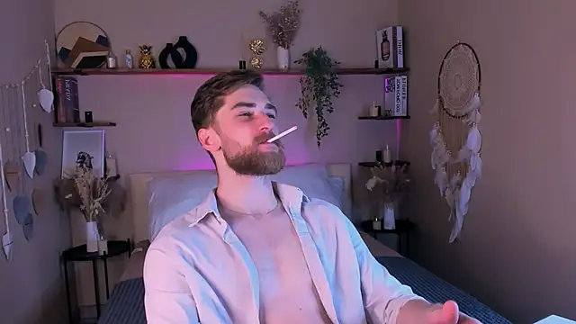 DexterDexx online show from October 6, 9:30 pm