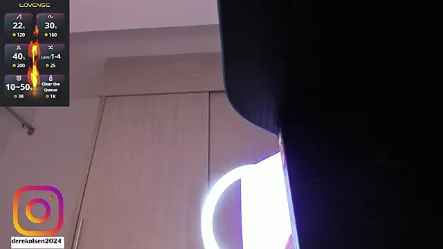 DerekOlsen online show from October 24, 3:30 am