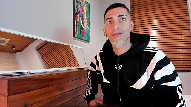 DrakeNeumann online show from October 12, 3:55 am