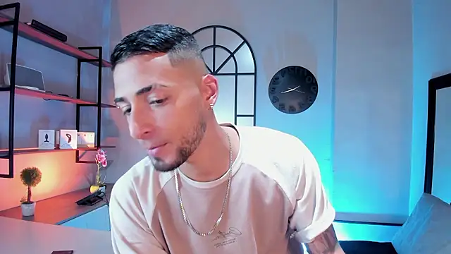 DrakeNeumann online show from March 6, 3:47 am