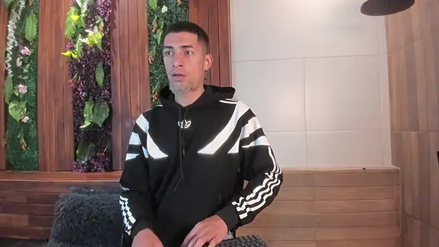 DrakeNeumann online show from September 26, 3:48 am