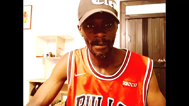 phillip-hot online show from November 9, 12:36 am