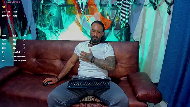 mr maik online show from November 4, 5:47 pm