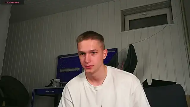 dustyn fox online show from October 21, 4:32 pm