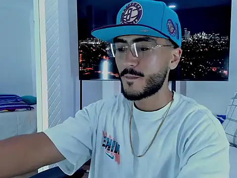 david  johnson372 online show from March 8, 2:04 am