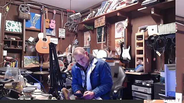 itsjameswebbscope online show from December 17, 8:10 am