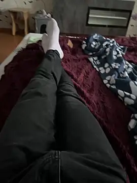 red red00 online show from February 24, 2:51 pm