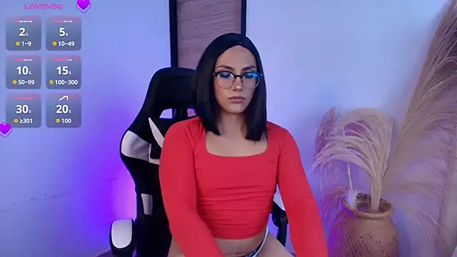 -Sofii  online show from January 6, 9:30 pm