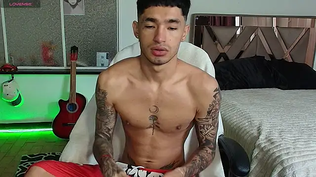 Damon  333 online show from November 15, 5:15 pm