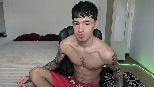 Damon  333 online show from March 22, 6:24 pm