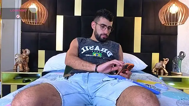 Ethan  Walker online show from October 6, 7:18 pm