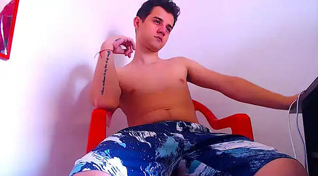 ADAM HOT online show from March 15, 9:27 pm