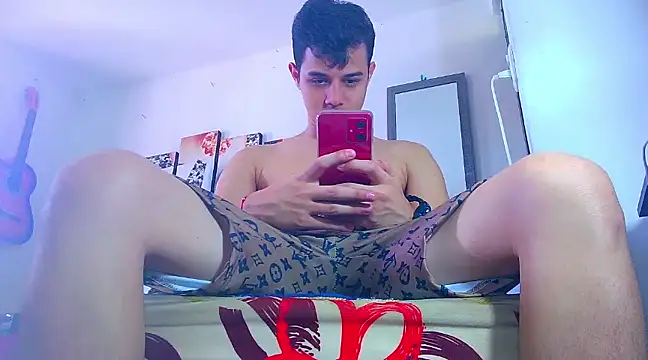 ADAM HOT online show from February 9, 7:52 pm