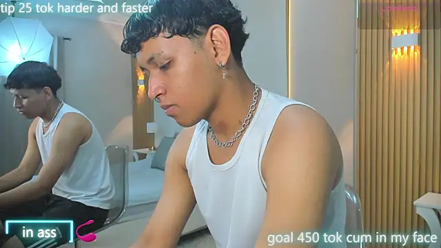 Snapshot of axel_ps chatting on September 18, 4:03 am axel ps online show from September 18, 4:03 am