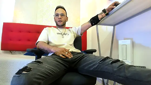 Andrey u92 online show from November 27, 8:23 pm