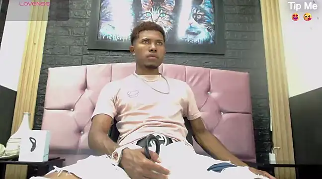 man black hot23 online show from February 25, 8:09 pm