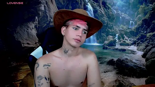 Tayson Rivers online show from February 3, 6:33 am