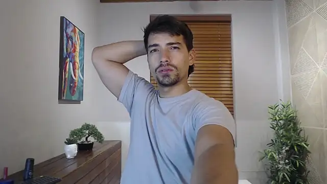 Ian Daviz online show from February 14, 8:37 pm