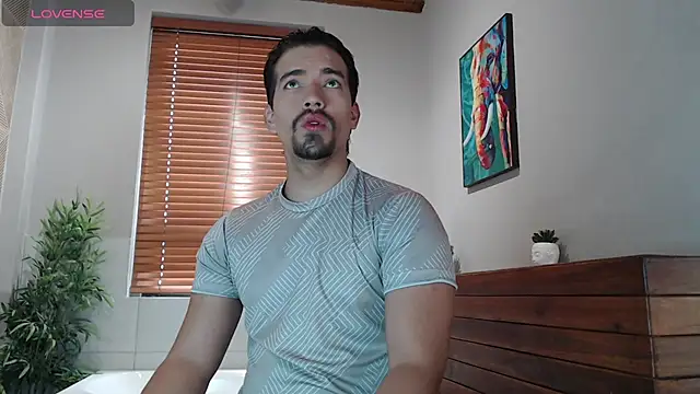 Ian Daviz online show from December 23, 6:27 pm