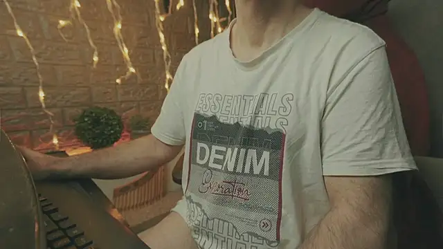 alex-volo online show from December 15, 4:53 am