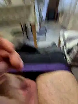 kisbiro77777 online show from February 11, 8:30 am