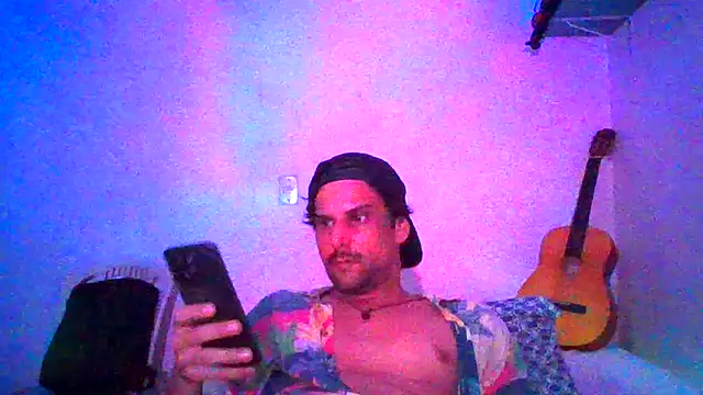 couplemilk online show from February 9, 4:39 am