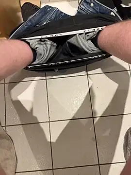 Michaela1222 online show from March 1, 8:52 pm