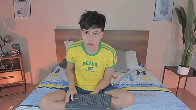 justinbiler online show from September 10, 12:37 pm