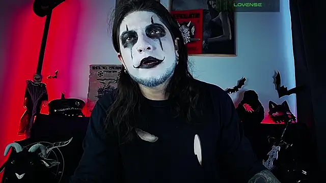 blckwolf 6 online show from October 3, 4:45 pm