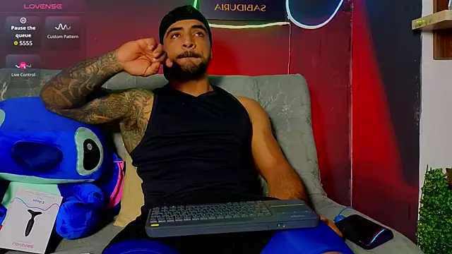 ERIC HARRISON online show from February 18, 1:59 am