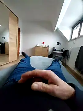 pascalino100 online show from January 12, 9:40 am