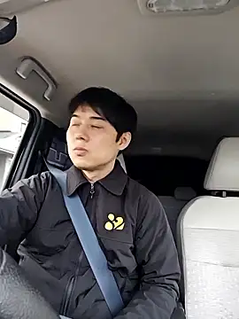 whitebriefboy online show from March 25, 10:47 pm