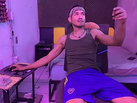 thesummerboy online show from November 16, 8:55 pm