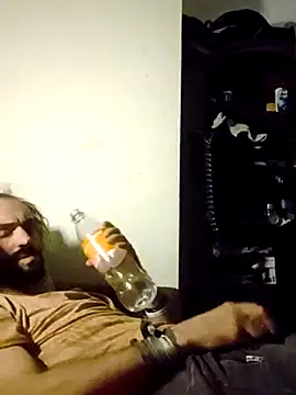 Snapshot of harterdome chatting on October 7, 11:14 am harterdome online show from October 7, 11:14 am