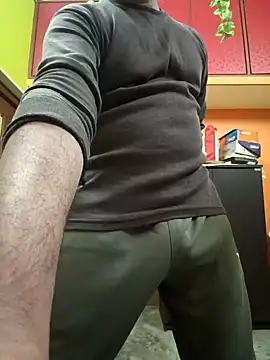 Snapshot of RohanBig chatting on December 11, 5:21 pm RohanBig online show from December 11, 5:21 pm