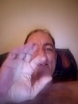 ELMOTHEFUCKER69 online show from September 28, 2:42 am