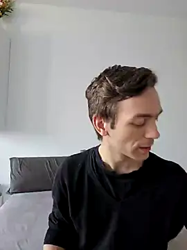 Snapshot of nickdtr chatting on February 12, 11:29 am nickdtr online show from February 12, 11:29 am