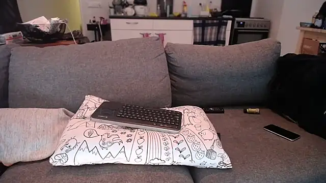 P4RtYBOII92 online show from September 17, 11:00 am