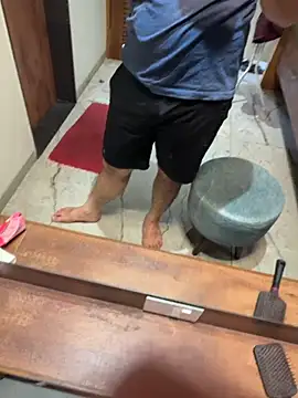 versatile guy01 online show from January 12, 8:40 am