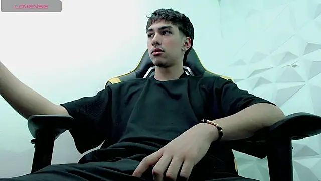 Jake tripp online show from December 17, 3:28 am