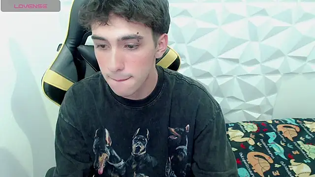 Jake tripp online show from January 8, 3:29 am