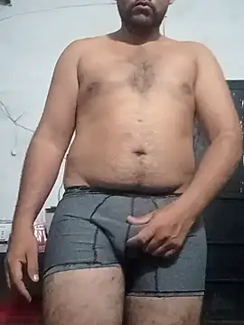 travieso2893 online show from October 8, 4:06 am