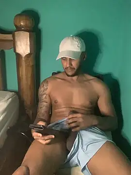 Pinocchiu online show from November 29, 9:50 pm