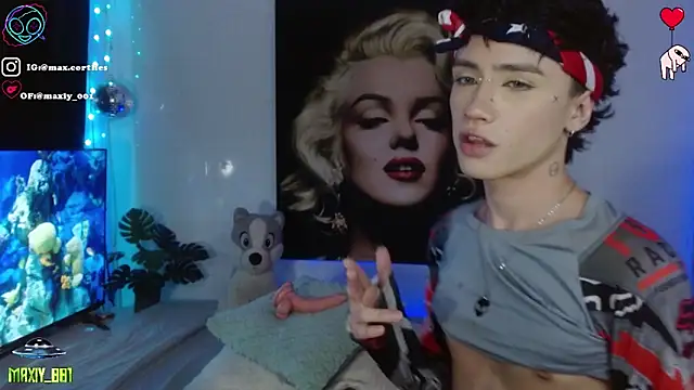 maxiy 001 online show from March 7, 9:34 pm