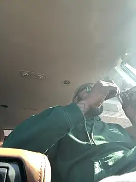 redraqqq online show from February 8, 8:02 pm