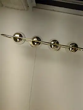 jcsuarez online show from December 25, 4:54 am