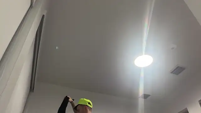 hot shot 13 online show from March 2, 11:45 pm