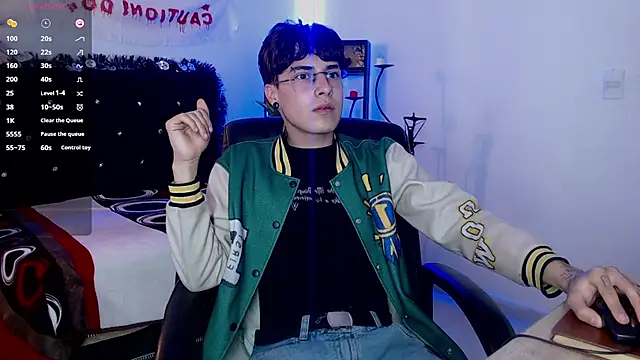 Jeam hot online show from October 25, 10:22 pm